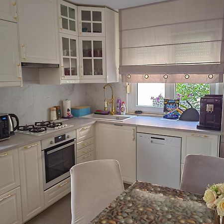 Apartments Jadra Omis Exterior photo